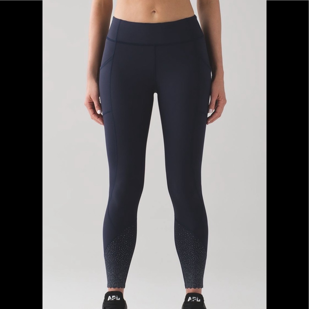 Like New Lululemon Tight Stuff Tight Midnight Sz 8